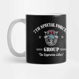 Proud US Army 7th Special Forces Group Skull De Oppresso Liber SFG - Gift for Veterans Day 4th of July or Patriotic Memorial Day Mug